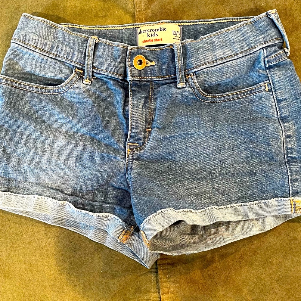 Abercrombie kids- Girls shorts size 13/14